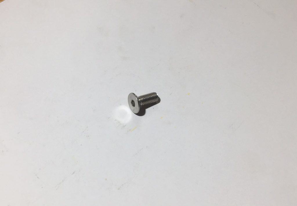 8mm x 20mm stainless steel countersunk screw, G060030