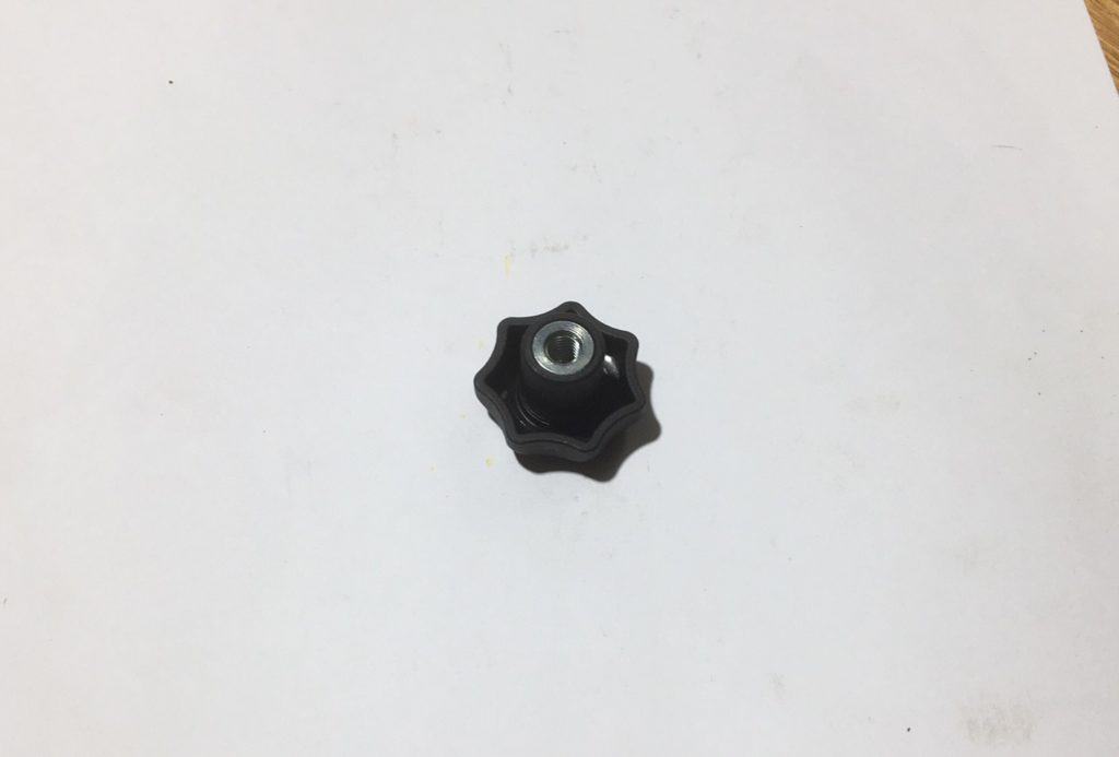 Hand nut, 8mm, female, P01158