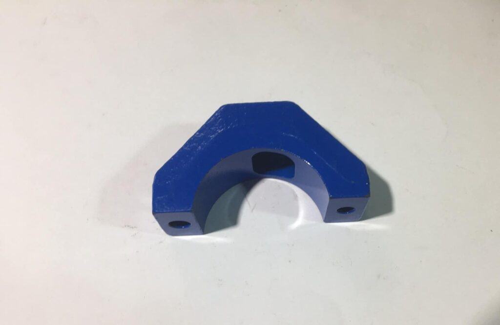 Rear clamp half, B086021