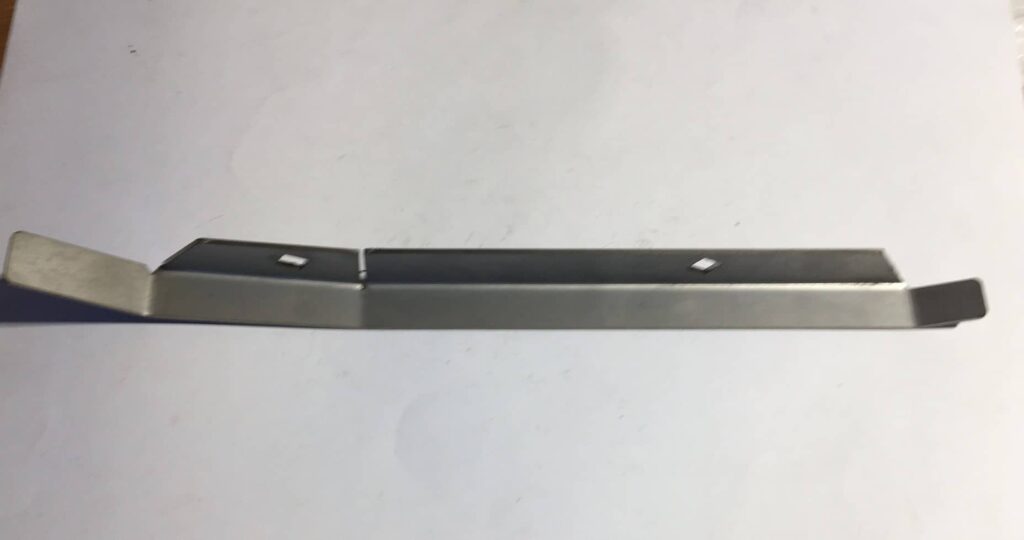 Destemmer wear strip, stainless steel, RH, B145279
