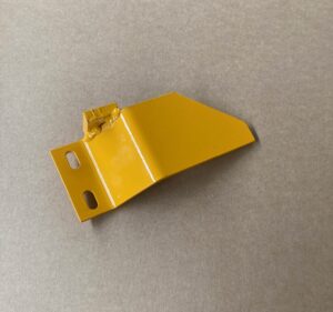 Bottom-rear-pulley-scraper-bracket-RH-G355197